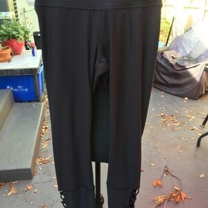 Steve Madden Black Quick Dry Open Leg Work Leggings